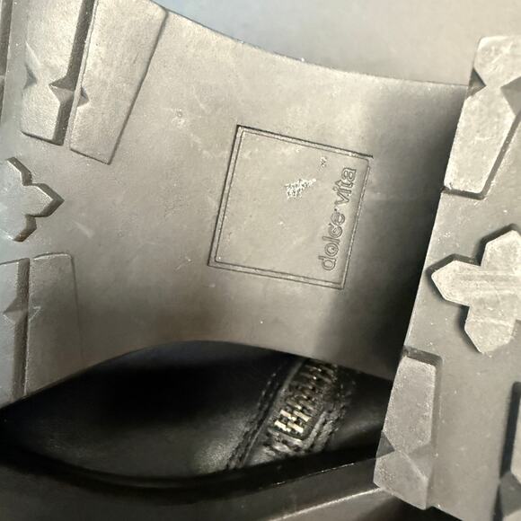 Dolce Vita Black Silver Lug Sole Horse Bit Leather Camros Harness Boot Women 7.5 - Picture 5 of 13